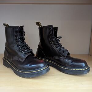 Dr. Martens 1460 Cherry Red